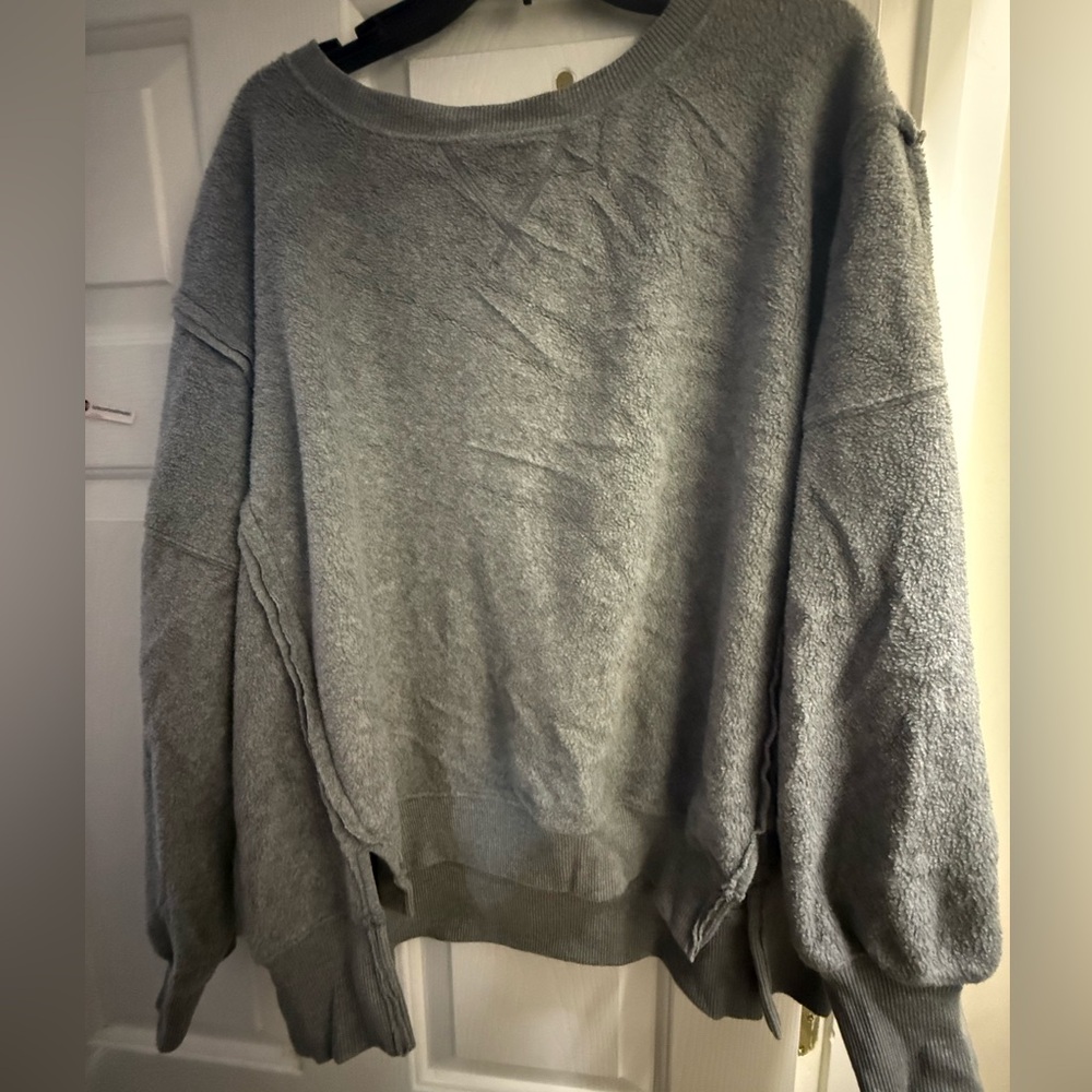 American Eagle Outfitters Gray Crew Neck Sweater